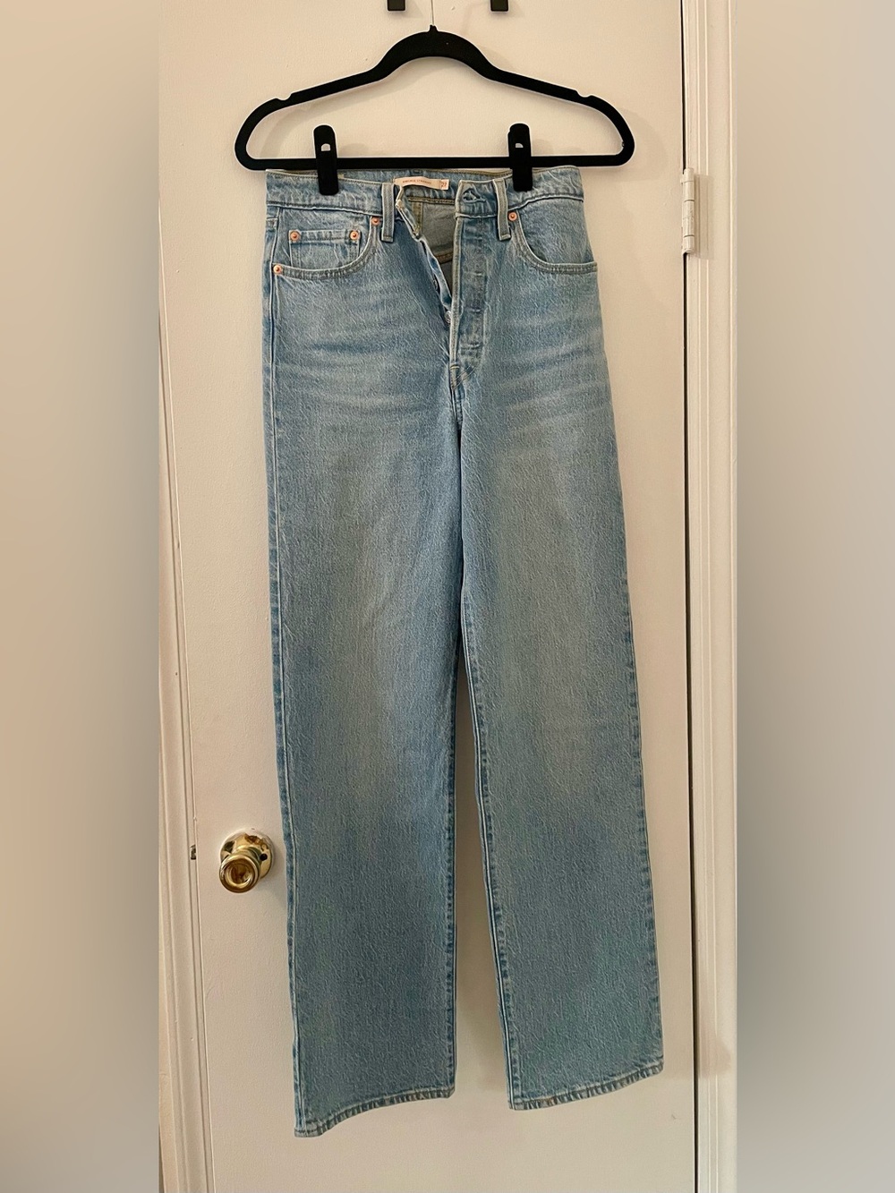 Levi's Women's Ribcage Straight Leg Jeans